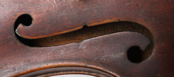 Geige auf innenliegendem Zettel bezeichnet: ''Jacobus Stainer in Absam prope Oenipontum 1674'' - undeutlich - photo 3