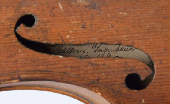 Geige auf innenliegendem Zettel bezeichnet: ''Mstr. Friedr. Wilh. Guthmann in Klingentahi 18 ?'' - photo 6