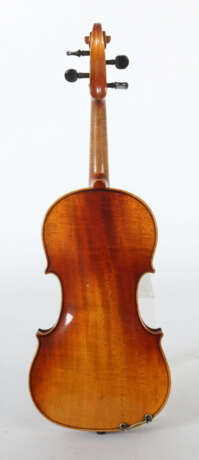 Geige mit 2 Bögen auf innenliegendem Zettel bez: ''Antonius Stradivarius Cremonensis Facibat Anno 1727'' - Foto 5
