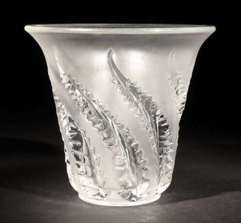 Vase mit Farnblättern Cristallerie Lalique - Foto 1