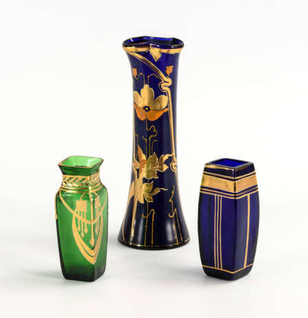 3 Jugendstil-Vasen mit Goldmalerei - Foto 1