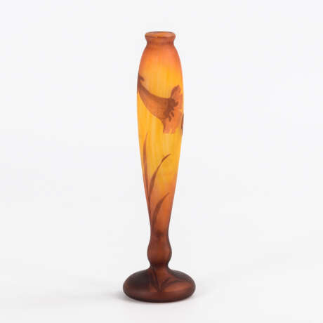 Jugendstil-Vase mit Glockenblumendekor - Foto 1