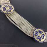Breites Collier: acht Silberketten sowie acht Zierglieder vergoldet, sehr dekorativ. - photo 2