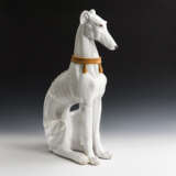 Große Plastik: Sitzender Windhund - Foto 2