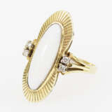 Ring mit Weißem Opal und Diamanten - photo 2