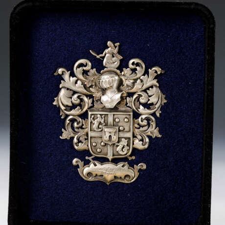 Schatulle mit Wappen aus Elfenbein bzw. Silber - photo 3
