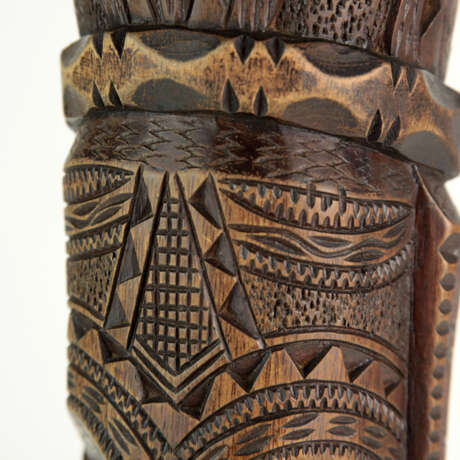 Große Afrikanische Holz-Maske - фото 5