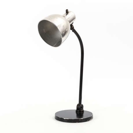 Tischlampe im Bauhaus-Design - photo 2