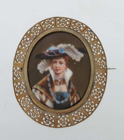 Brosche mit Damenbildnis 19. Jahrhundert - Foto 1