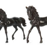 Bildhauer des 20. Jahrhundert ''Paar trabende Pferde'' - Foto 1