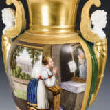 2 Biedermeier-Vasen mit Genremalerei - photo 3