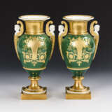 2 Biedermeier-Vasen mit Genremalerei - Foto 5
