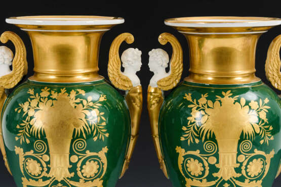 2 Biedermeier-Vasen mit Genremalerei - Foto 6