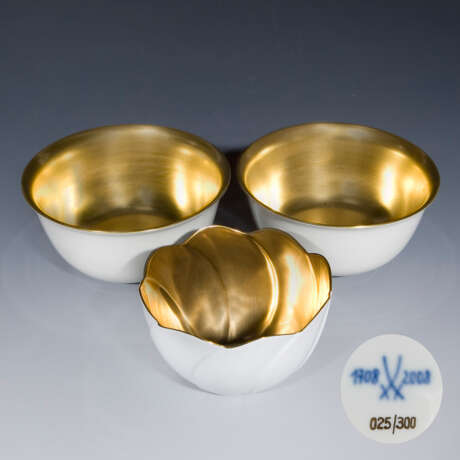 Paar Schalen, Seerosenschale mit Goldfond - фото 1