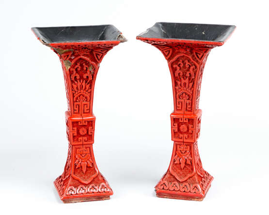 Pair of Kang Xi Lacquer Vases - photo 1