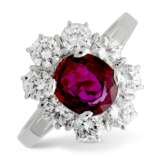 NO RESERVE ~ RUBY AND DIAMOND RING - Foto 2