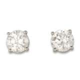 Tiffany & Co.. TIFFANY & CO. DIAMOND EARRINGS - photo 1