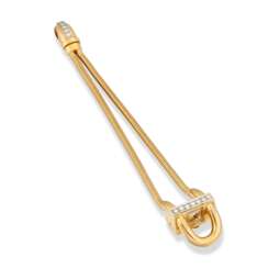 VAN CLEEF & ARPELS RETRO DIAMOND-SET 'CADENAS' BRACELET WRISTWATCH