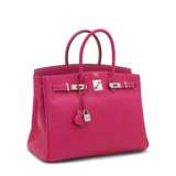 Hermes. A LIMITED EDITION ROSE TYRIEN EPSOM LEATHER CANDY COLLECTION BIRKIN 35 WITH PALLADIUM HARDWARE - Foto 2