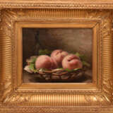 EMILE HUGOULIN,"Drei Pfirsiche im Korb", Öl auf Leinwand, gerahmt und signiert - фото 1