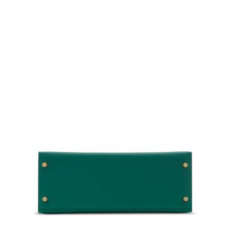 A MALACHITE EPSOM LEATHER SELLIER KELLY 28 WITH GOLD HARDWARE - Foto 4