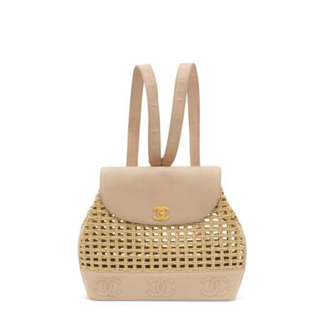 A BEIGE LAMBSKIN LEATHER & WICKER BACKPACK WITH GOLD HARDWARE - Foto 1