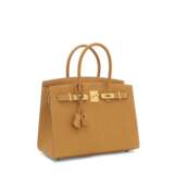 A LIMITED EDITION VACHE NATURELLE GRAINÉE LEATHER SELLIER BIRKIN 30 WITH GOLD HARDWARE - photo 2