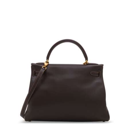 Hermes. A HAVANE SWIFT LEATHER RETOURNÉ KELLY 32 WITH GOLD HARDWARE - фото 3