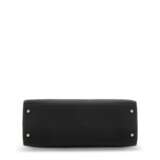 Hermes. A BLACK TOGO LEATHER RETOURNÉ KELLY 32 WITH GOLD HARDWARE - фото 4