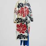 Marni. A ONE-OF-A-KIND, HAND-PAINTED "MARNIFESTO" LEATHER COAT, FEATURING WORDS INSPIRED BY JONAH HILL - Foto 3