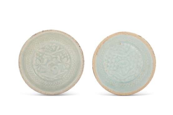 TWO SMALL MOLDED QINGBAI 'DOUBLE FISH' DISHES - photo 1