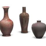 FIVE SMALL COPPER-RED-GLAZED VASES - photo 2