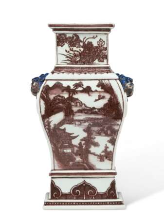 AN UNDERGLAZE-COPPER-RED AND BLUE-DECORATED VASE - фото 2