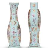 TWO FAMILLE ROSE PALE BLUE-GROUND VASES - фото 3