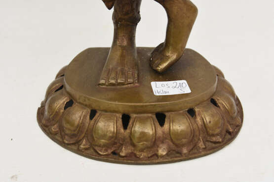 TEMPELTÄNZERIN, Bronze, Indien 20. Jahrhundert - фото 5