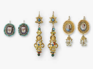 Drei Paar Ohrringe mit Porzellan-Miniaturen, Türkisen und Perlen, Deutschland, um 1850, 1880 und 1890 