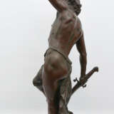 LOUIS GOSSIN,"David mit Goliaths Kopf"; Bronze auf Marmorsockel,Halbedelsteine, signiert, Frankreich um 1895 - photo 11