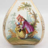 DRESDEN PORZELLAN: ZWEI ROKOKO-VASEN, handbemalt/glasiert/goldstaffiert, 18. Jahrhundert - фото 10