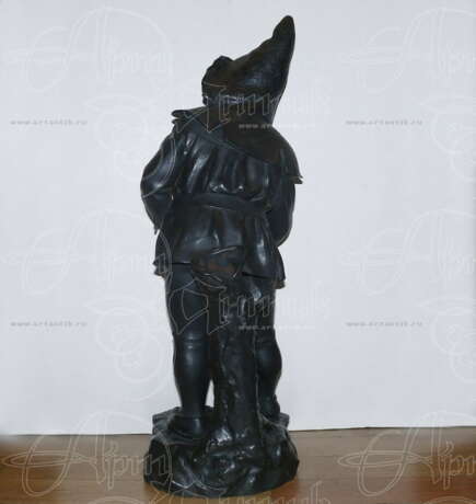 “The sculpture Gnome-photographer” - photo 2