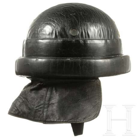 Helm M 35 für motorisierte Einheiten der faschistischen Miliz MVSN, Italien, 1935 - 1945 - photo 2