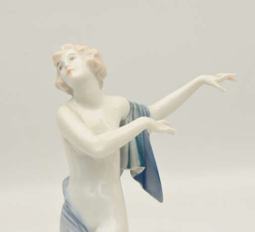ROSENTHAL SELB, "Tanzende", bemaltes Porzellan glasiert, gemarkt, 1. Drittel 20. Jahrhundert - Foto 2