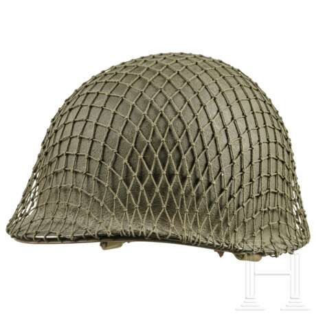 Stahlhelm M1 mit Tarnnetz, USA, 1940er Jahre - Foto 1