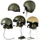 Fünf NATO-Helme für Besatzungen motorisierter Fahrzeuge, 1970er - 1990er Jahre - Foto 1