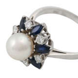 Ring mit Perle umgeben von Saphiren und Brillanten, - photo 5