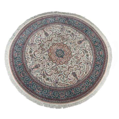 Orientteppich mit Seide. KHOTAN/CHINA, rund, Durchmesser: 305 cm. - photo 1