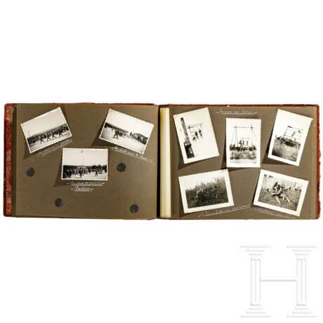 Fotoalbum mit ca. 150 Fotos eines belgischen SAS-Fallschirmjägers sowie Postkarte mit Unterschrift des Ritterkreuzträgers der Luftwaffe Heinz Strüning - photo 3