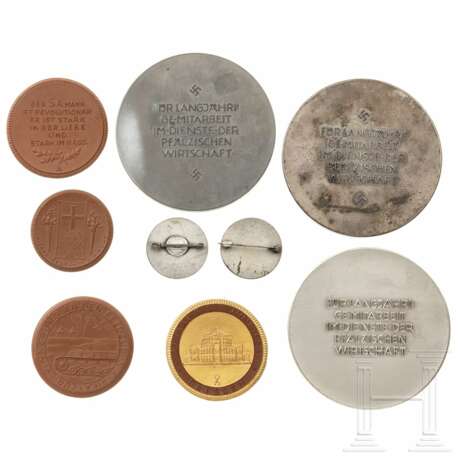 Porzellanmanufaktur Meißen - vier Medaillen, deutsch, 1940er Jahre - Foto 2