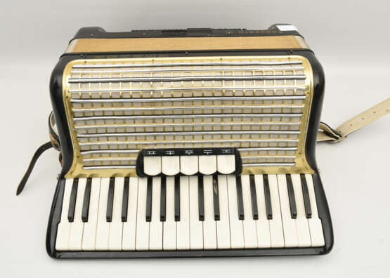 HOHNER AKKORDEON "CONCERTO III",schwarz, Deutschland, 20. Jahrhundert - photo 1