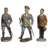 Drei Elastolin-Figuren - Göring mit Porzellankopf, Goebbels stehend grüßend und ein Offizier der Luftwaffe im Marsch - Foto 1