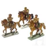 Ca. 45 Elastolin- und Lineol-Soldaten mit Pimpfen, SA-Musikern zu Pferd und sitzenden Figuren für Fahrzeuge - photo 2